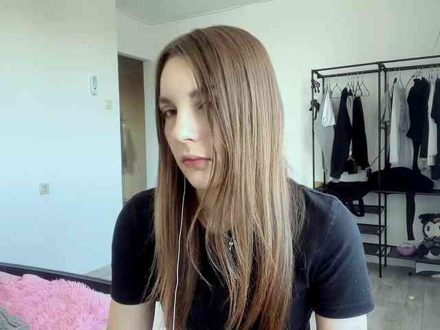 EveliaShimaoka webcam