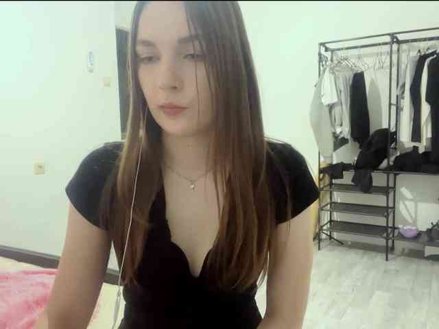 EveliaShimaoka webcam