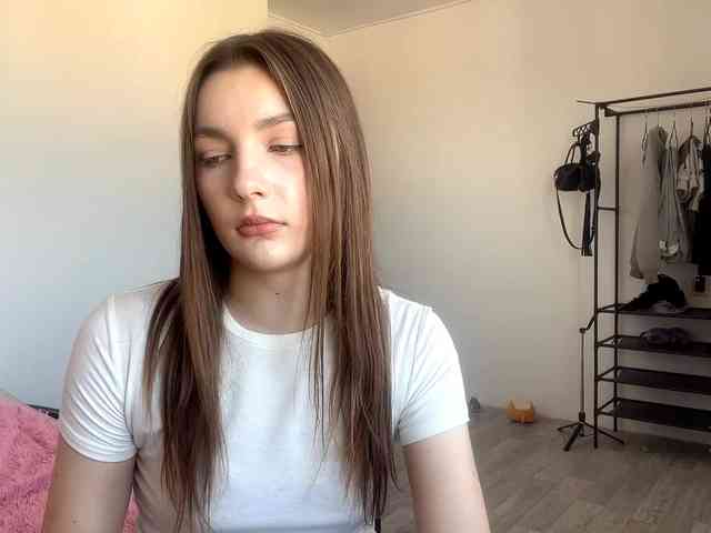 EveliaShimaoka webcam