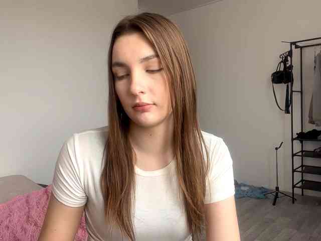 EveliaShimaoka webcam