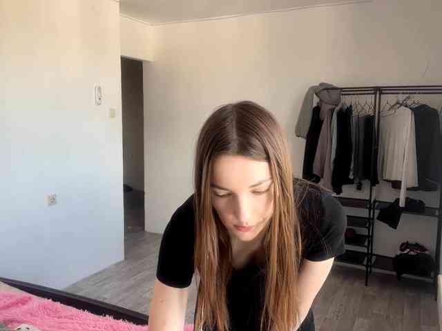 EveliaShimaoka webcam