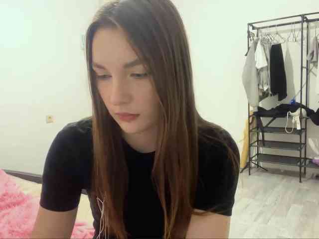 EveliaShimaoka webcam