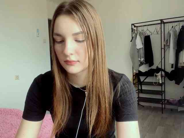 EveliaShimaoka webcam