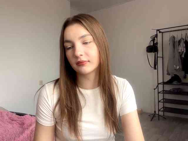EveliaShimaoka webcam