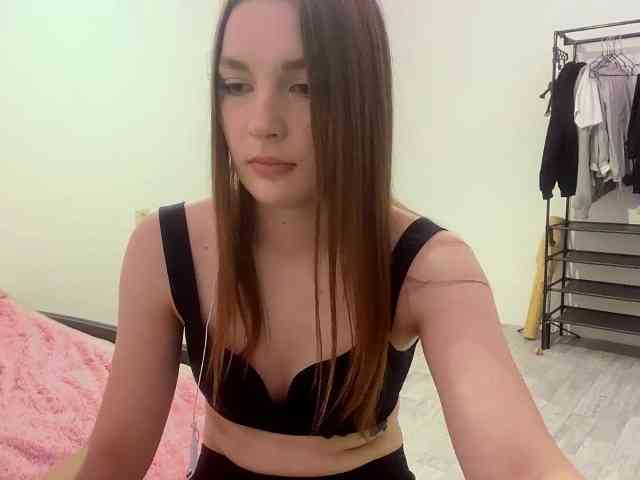 EveliaShimaoka webcam