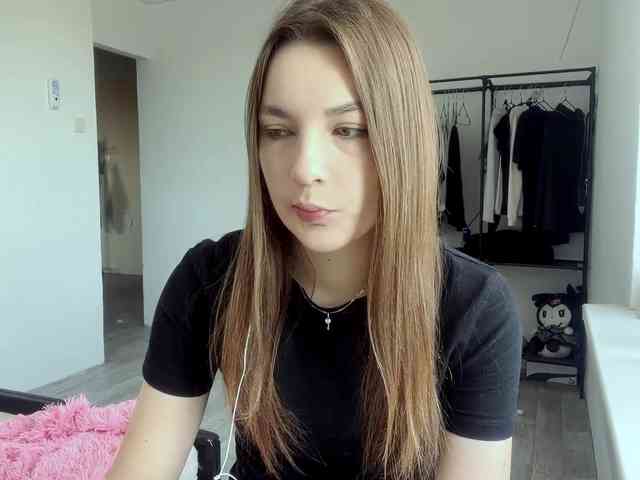 EveliaShimaoka webcam