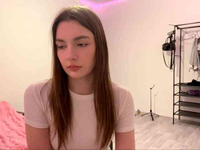 EveliaShimaoka webcam