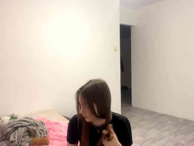 EveliaShimaoka webcam