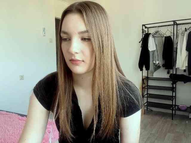 EveliaShimaoka webcam