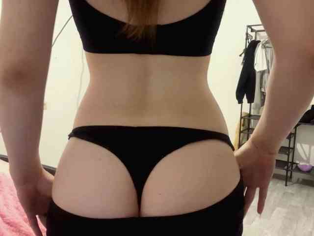 EveliaShimaoka webcam