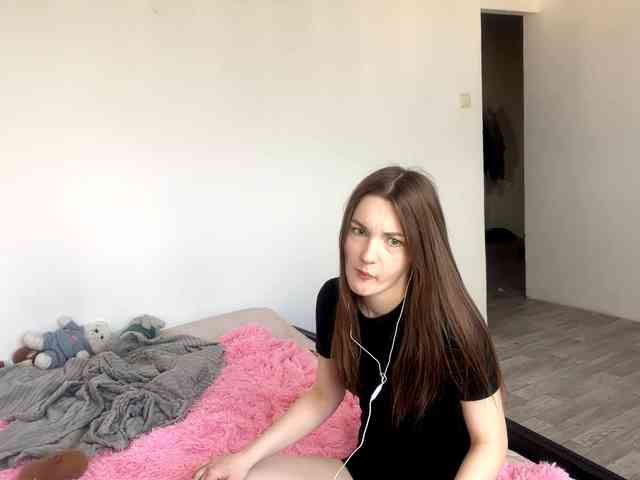 EveliaShimaoka webcam