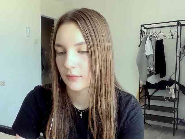 EveliaShimaoka webcam