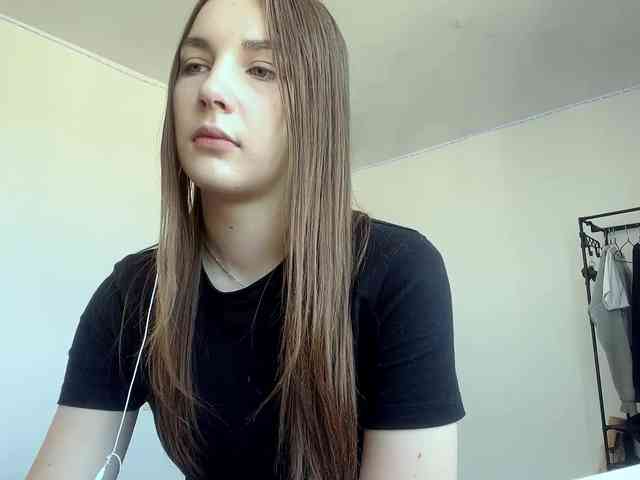 EveliaShimaoka webcam
