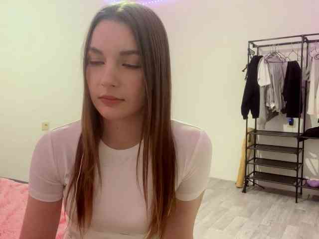 EveliaShimaoka webcam