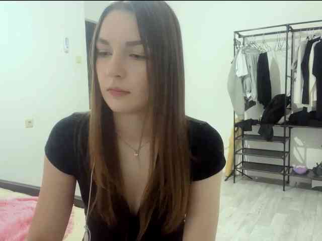 EveliaShimaoka webcam