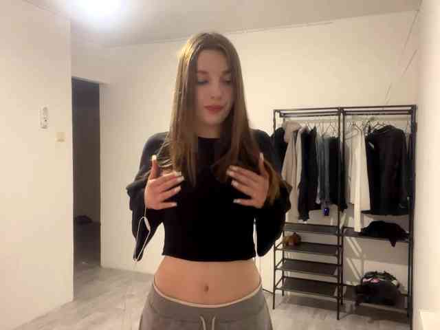 EveliaShimaoka webcam