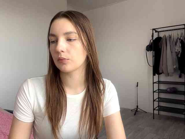 EveliaShimaoka webcam