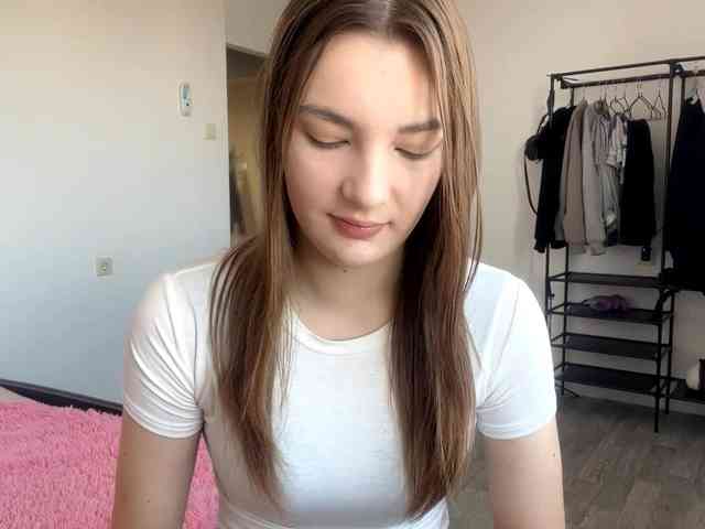 EveliaShimaoka webcam