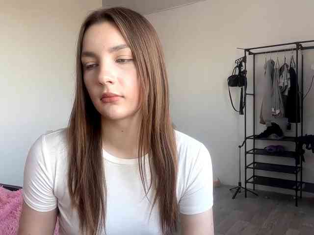 EveliaShimaoka webcam