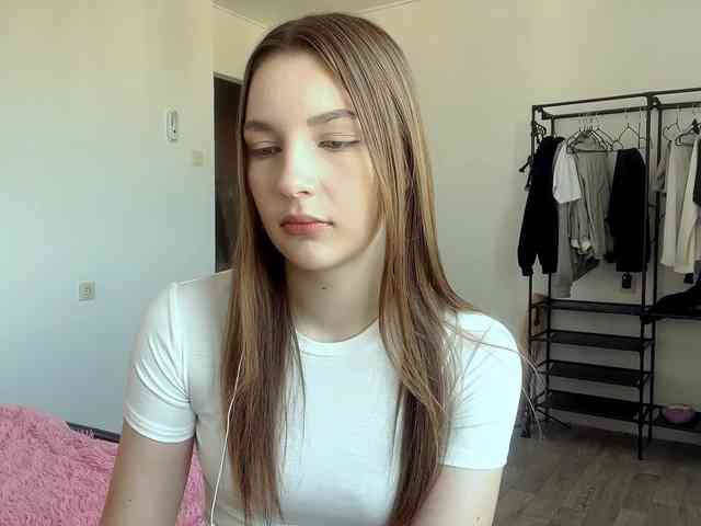 EveliaShimaoka webcam