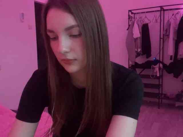 EveliaShimaoka webcam