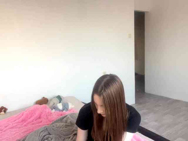 EveliaShimaoka webcam