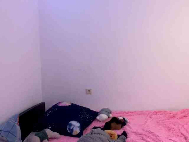 EveliaShimaoka webcam