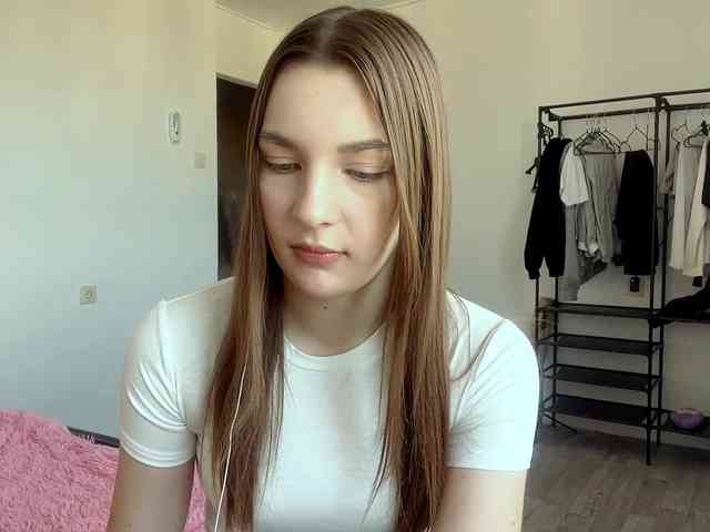 EveliaShimaoka webcam