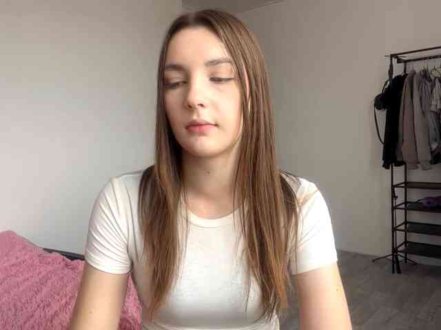 EveliaShimaoka webcam