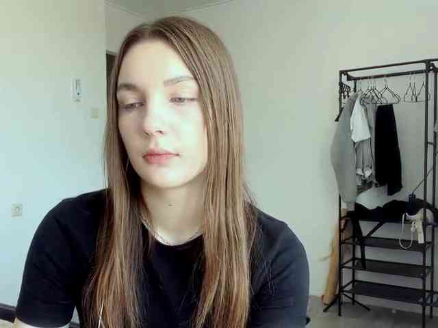 EveliaShimaoka webcam