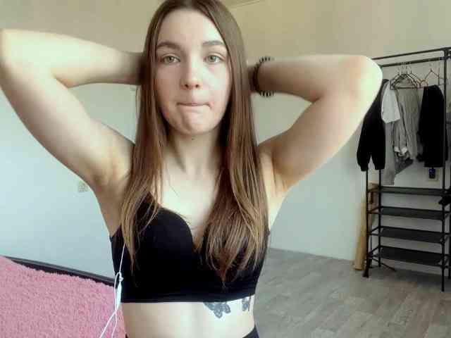 EveliaShimaoka webcam