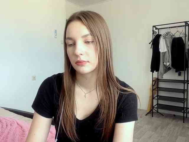 EveliaShimaoka webcam