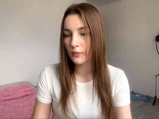 EveliaShimaoka webcam
