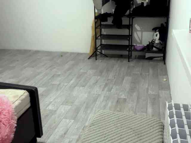 EveliaShimaoka webcam