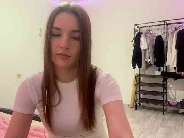 EveliaShimaoka webcam
