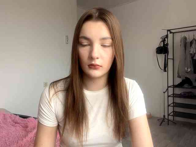 EveliaShimaoka webcam