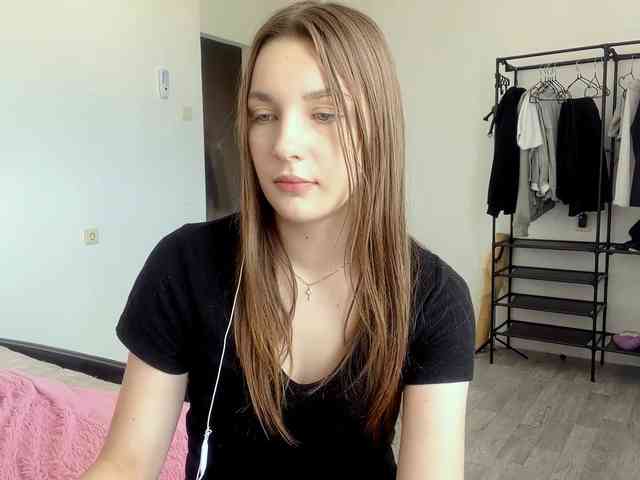 EveliaShimaoka webcam