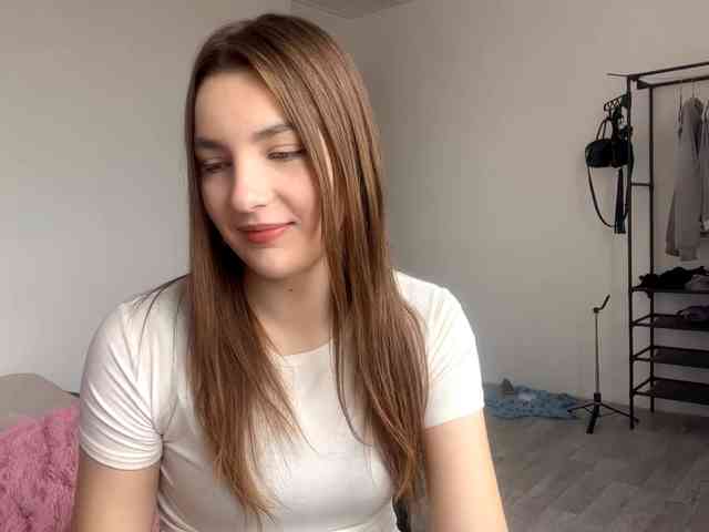 EveliaShimaoka webcam