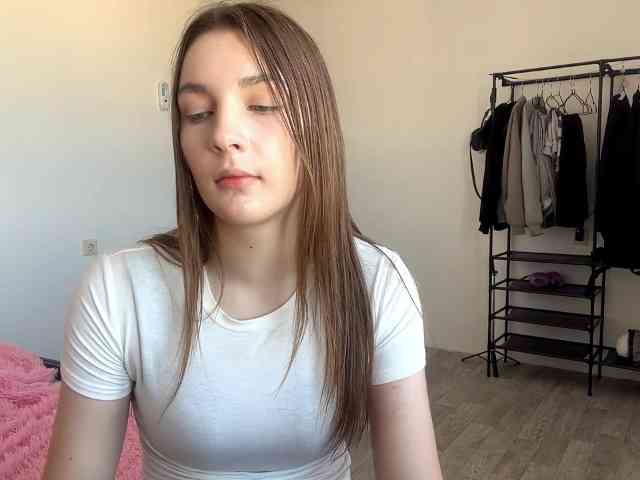 Модель: EveliaShimaoka