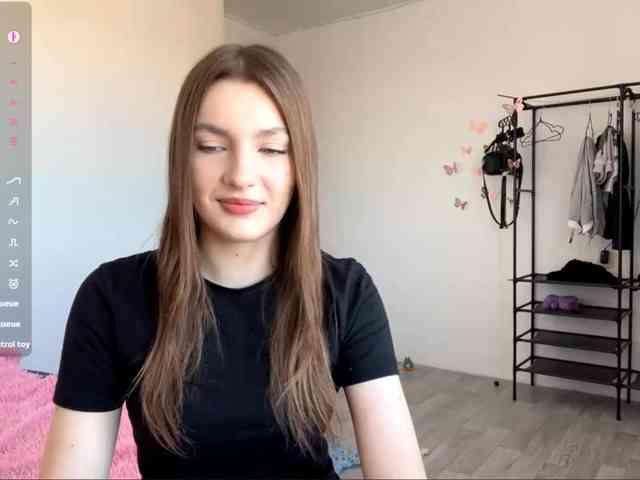 EveliaShimaoka webcam