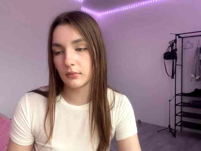 EveliaShimaoka webcam