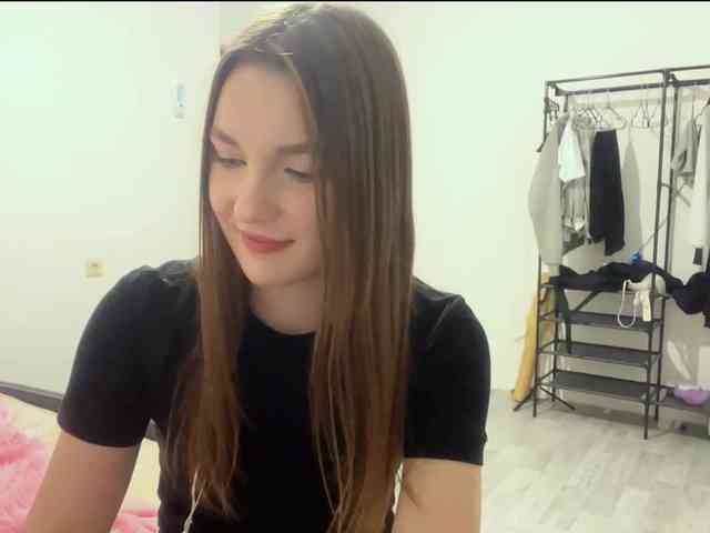 EveliaShimaoka webcam