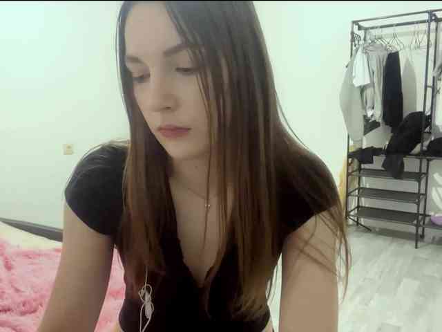 EveliaShimaoka webcam