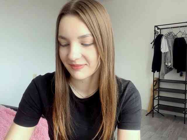 EveliaShimaoka webcam