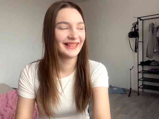 EveliaShimaoka webcam