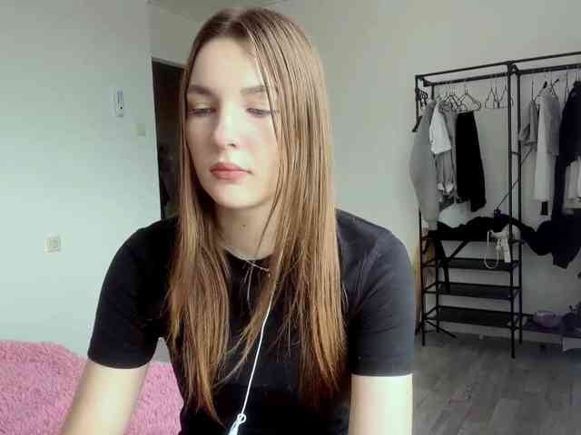 EveliaShimaoka webcam