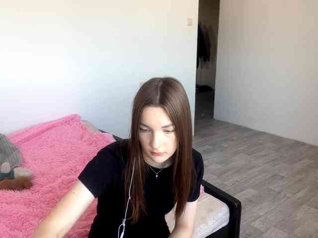 EveliaShimaoka webcam