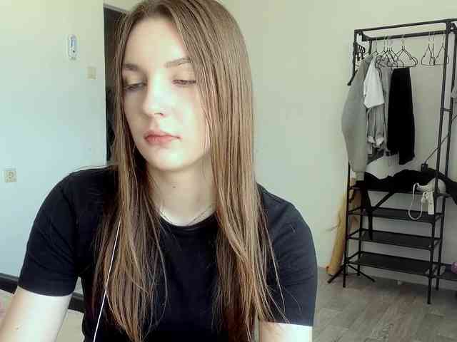 EveliaShimaoka webcam