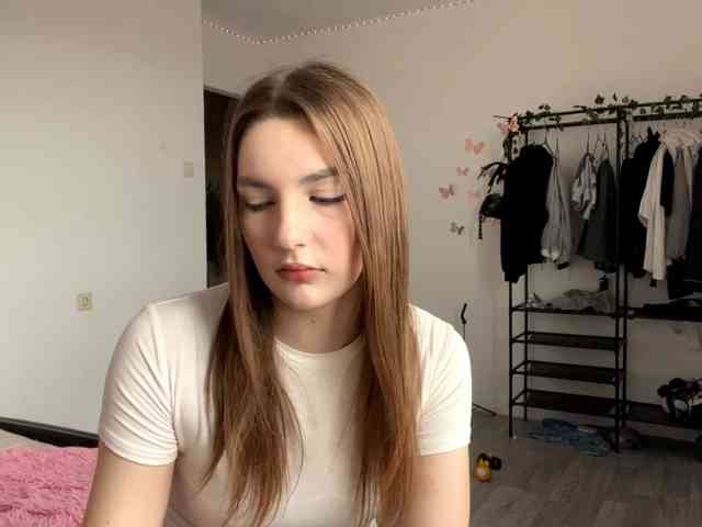 EveliaShimaoka webcam
