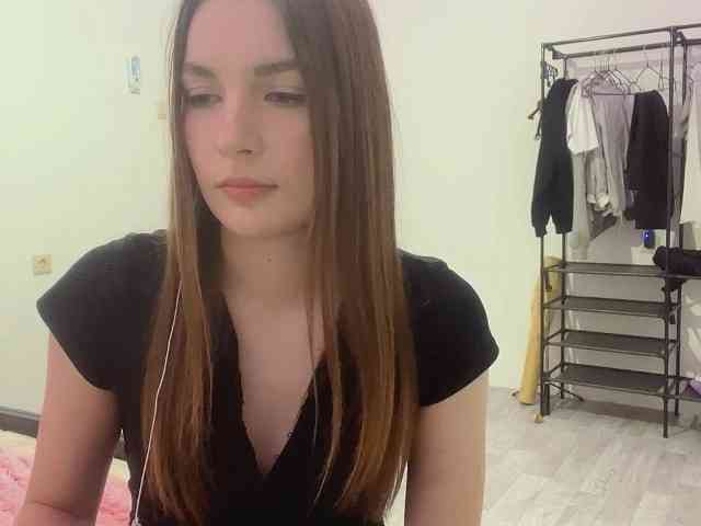 EveliaShimaoka webcam